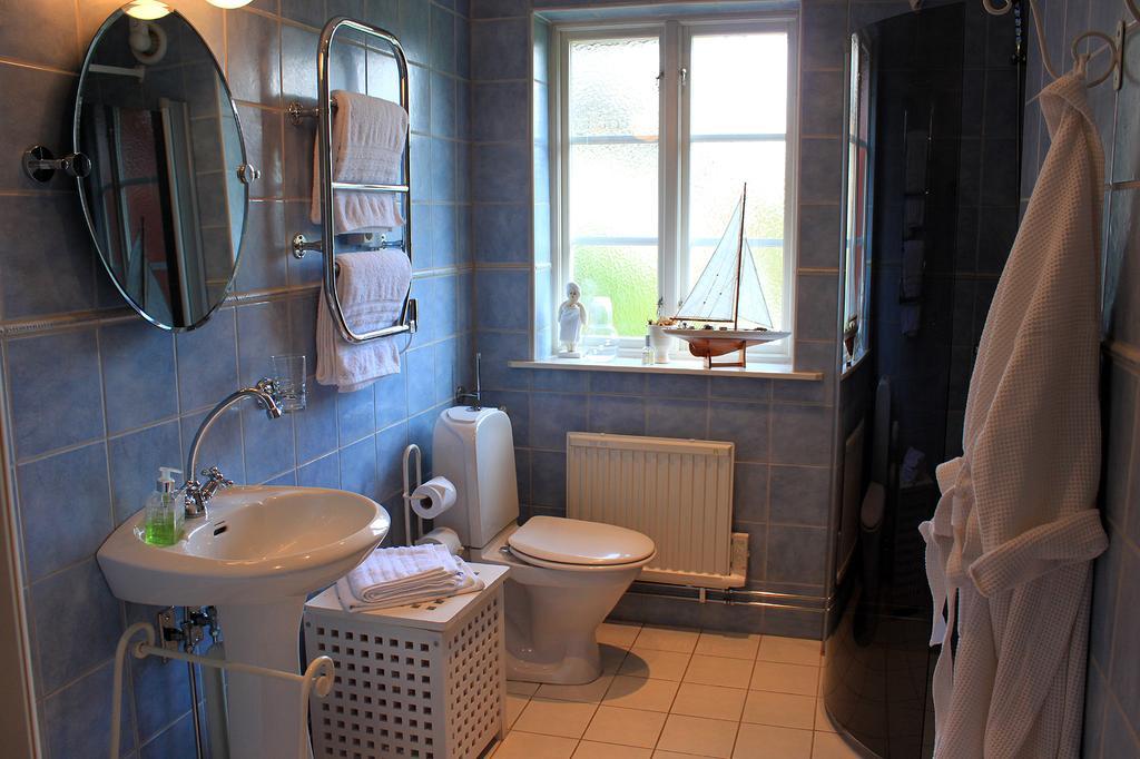 Ängshyddan B&B Yngsjo Bagian luar foto